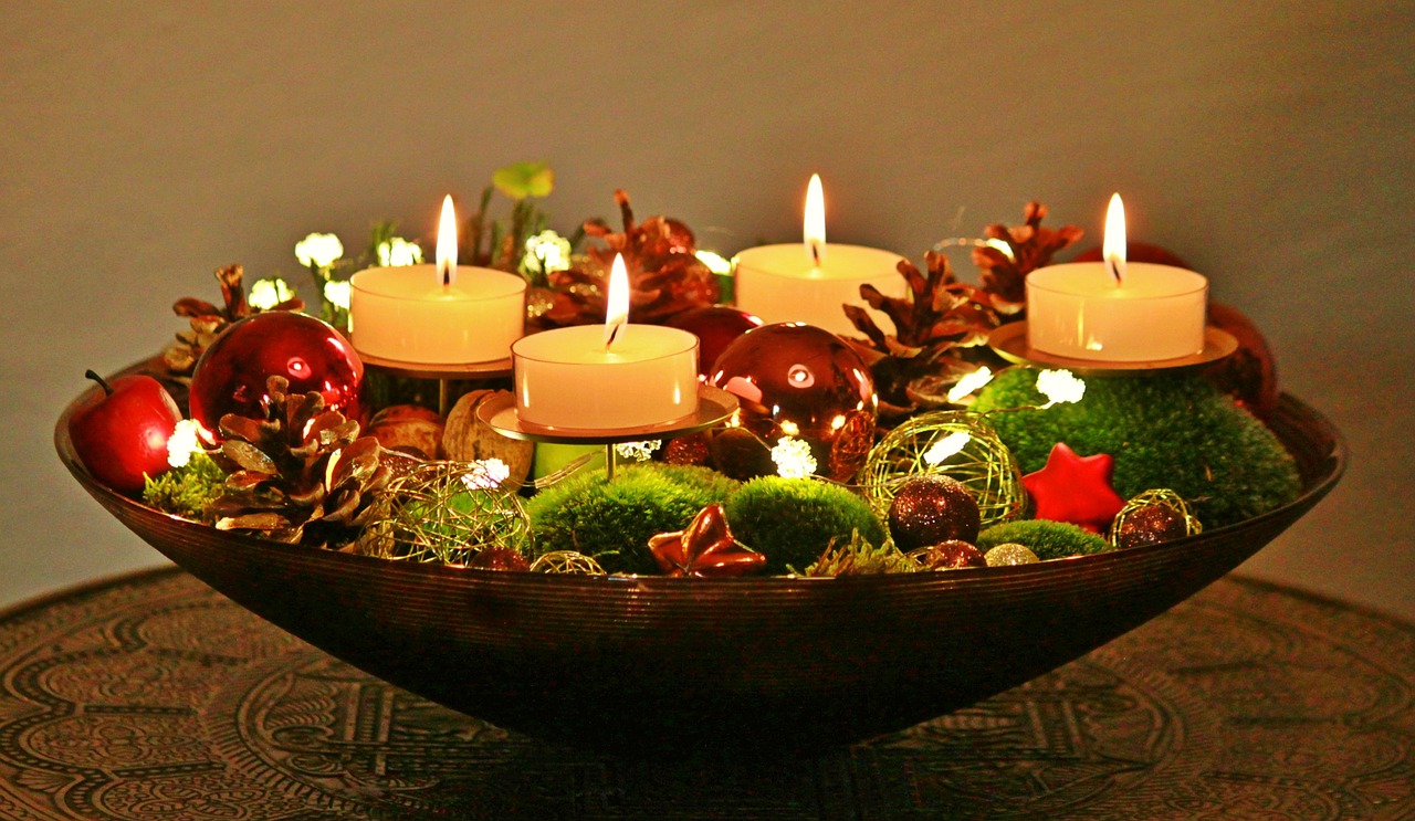 Decorazioni Candele Natalizie.Decorazioni Natalizie Candele E Lanterne Per Un Natale Luminoso Lombarda Flor